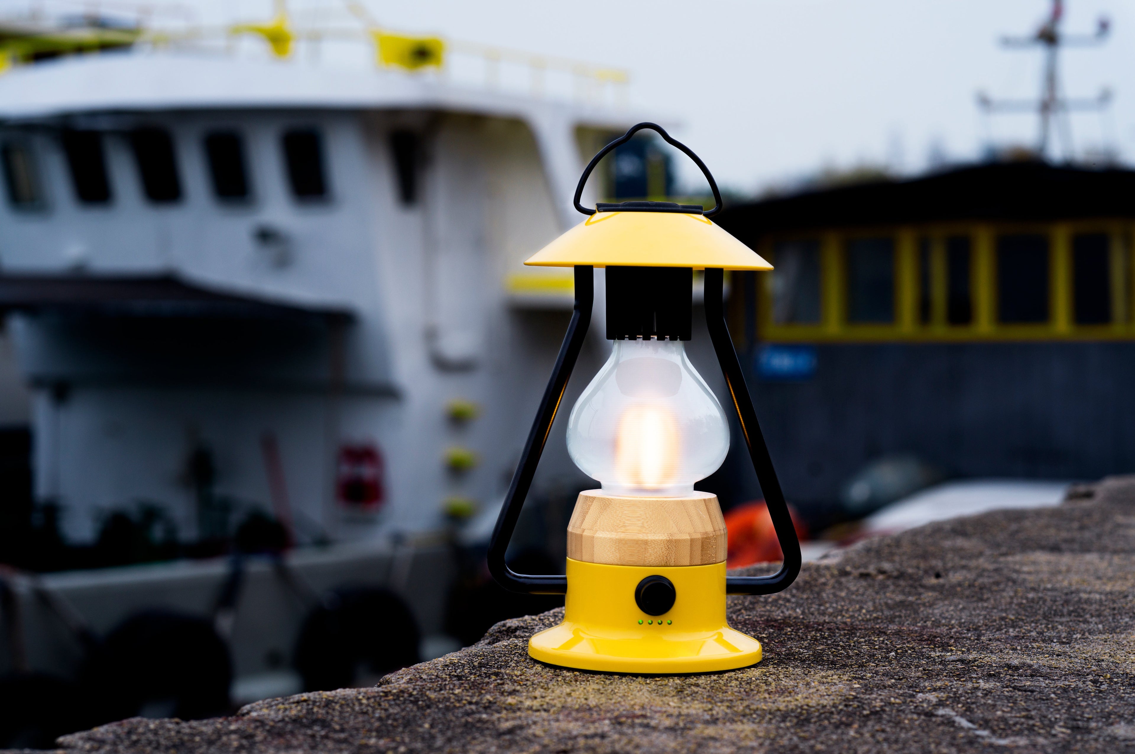 🫎 Doug's Other Picks: The ROMANTICO All-In-One Lamp